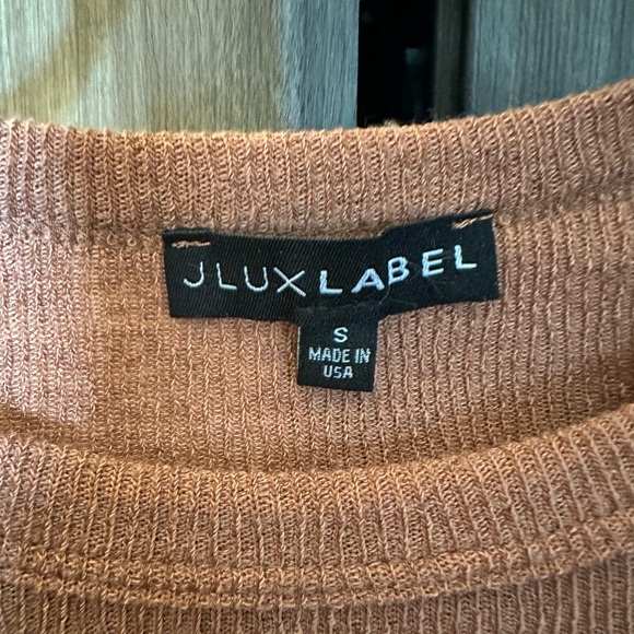 JLUXLABEL Ribbed Long-sleeve Top - Picture 3 of 4